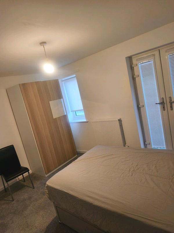 Room Gainsborough Avenue in Catbrain