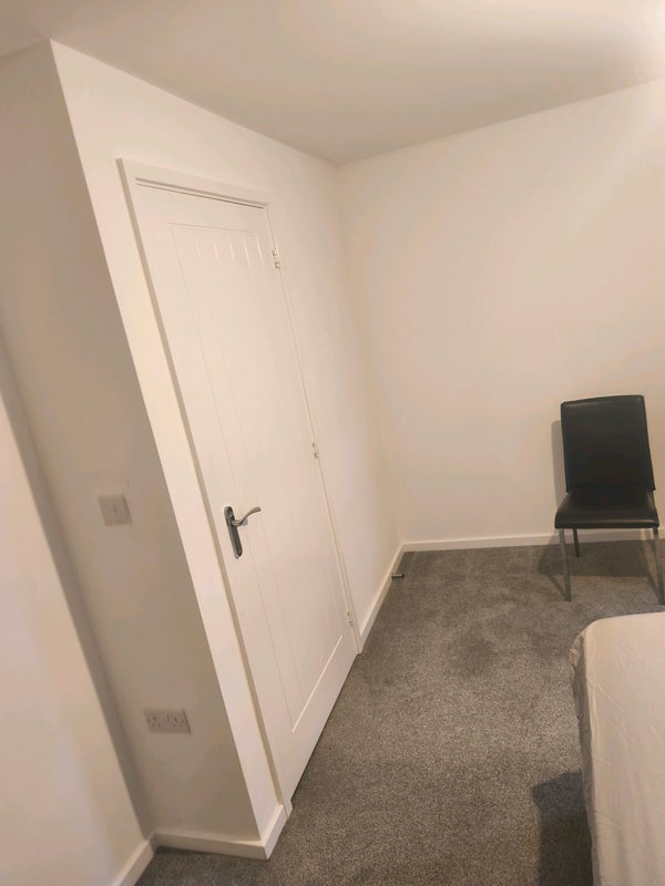 Room Gainsborough Avenue in Catbrain