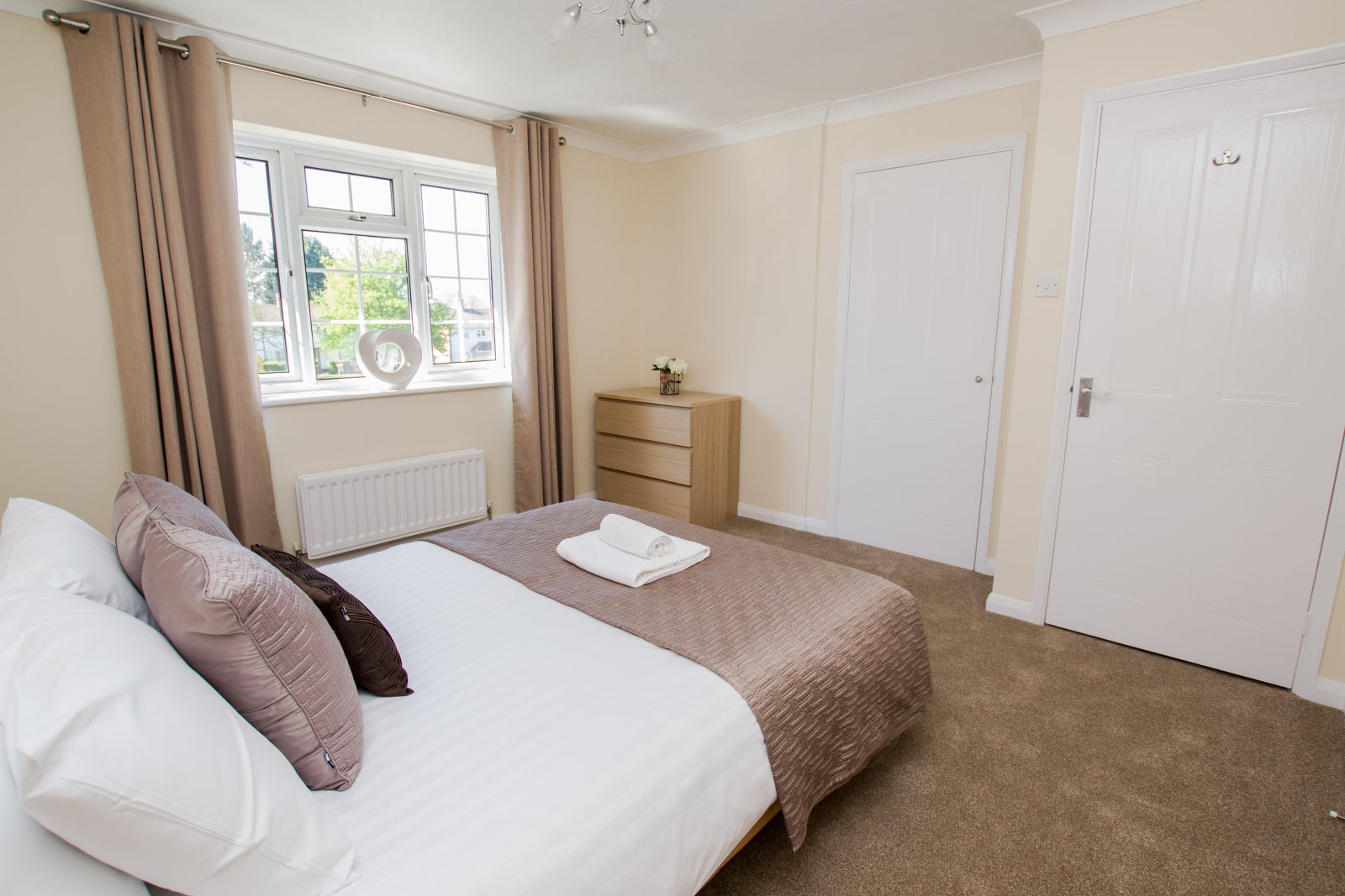 Flat Williams Way in Crawley