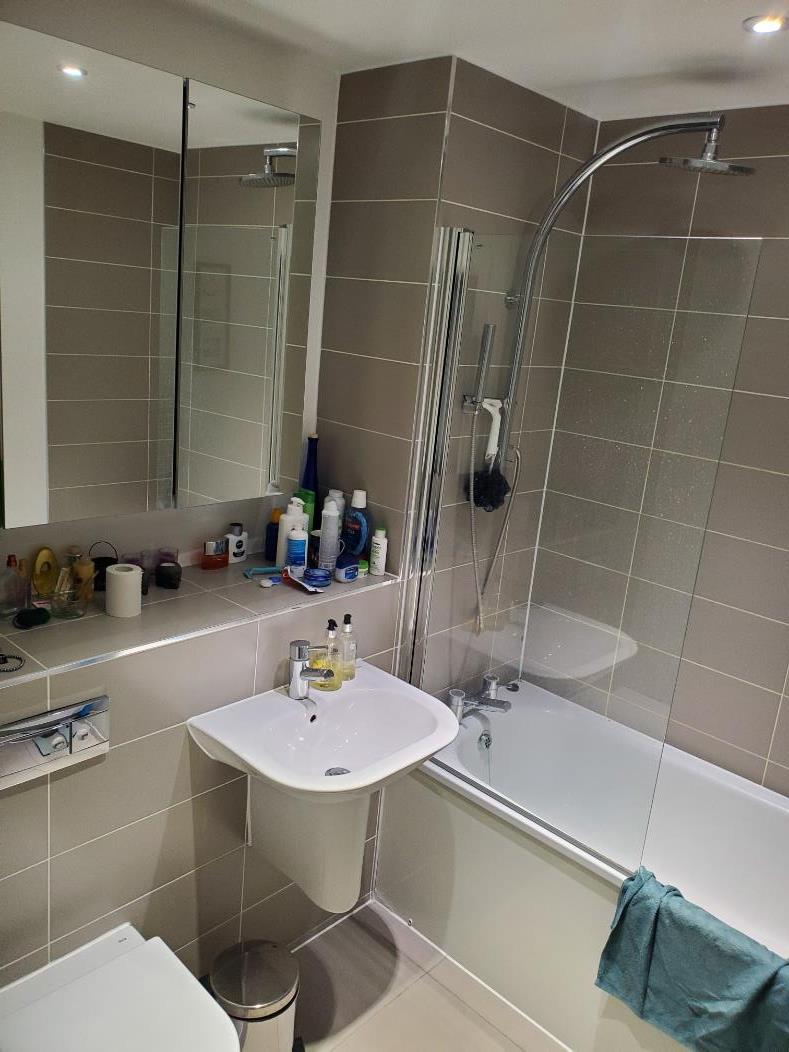 Flat Ben Jonson Road in Greater London