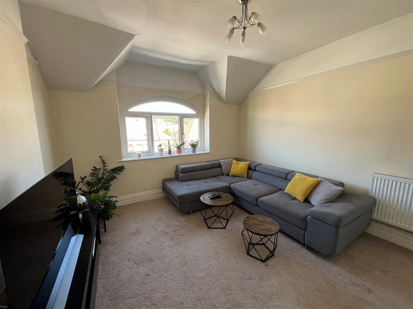 Flat Trevelyan Road in Weston-super-Mare