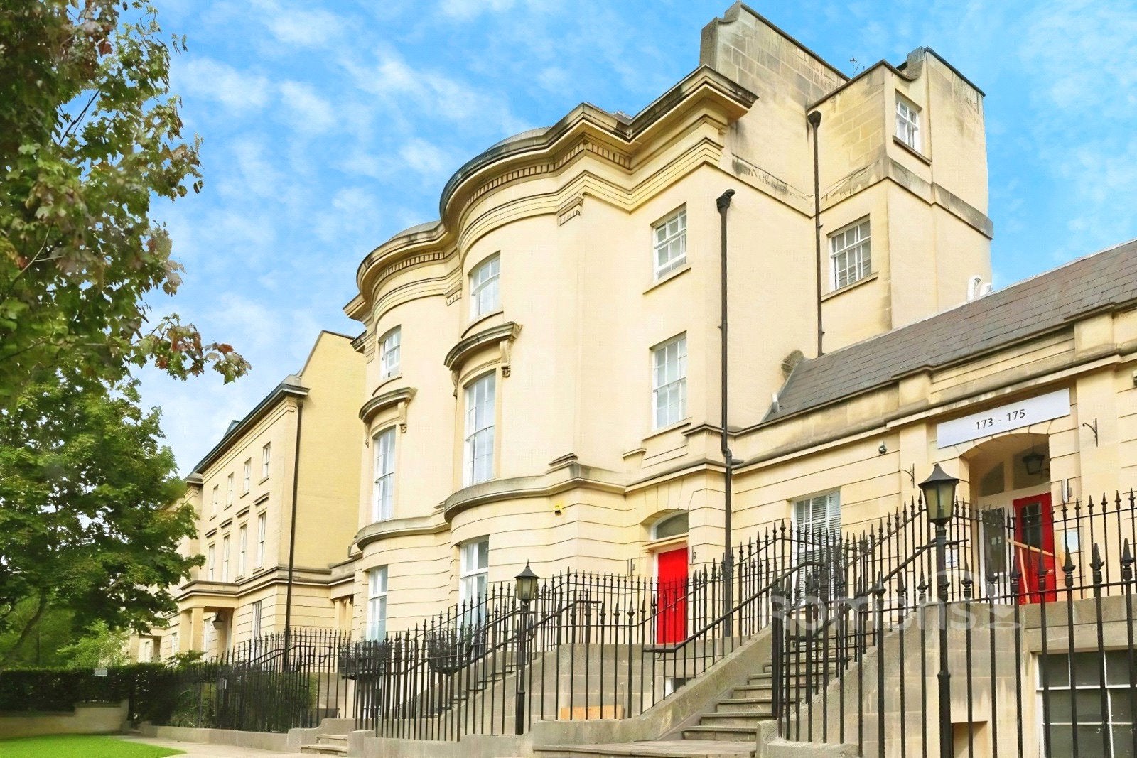 Flat King's Road in Reading
