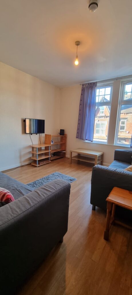 Flat Winston Gardens in Leeds