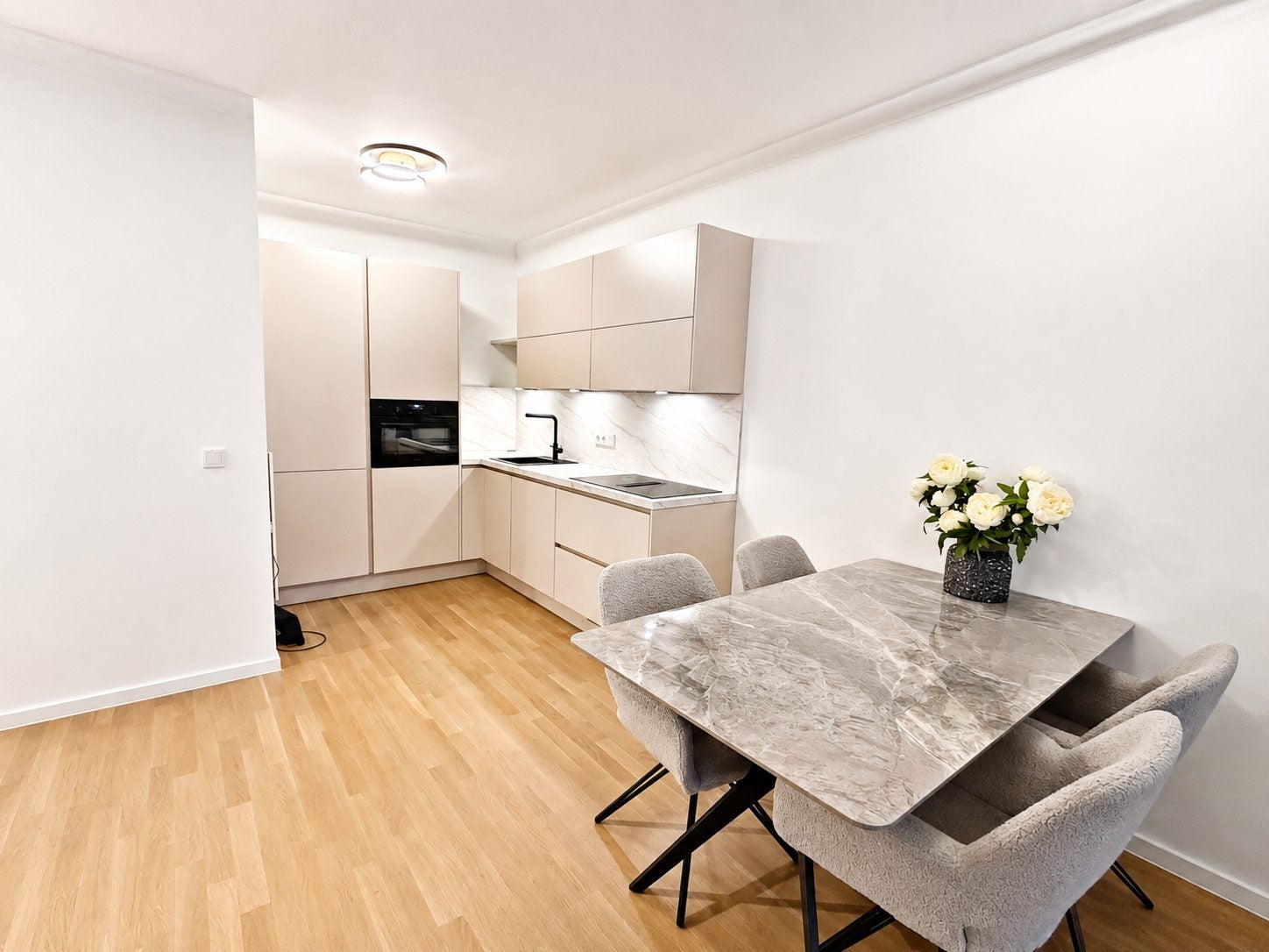 Wohnung Gladbacher Straße in Düsseldorf