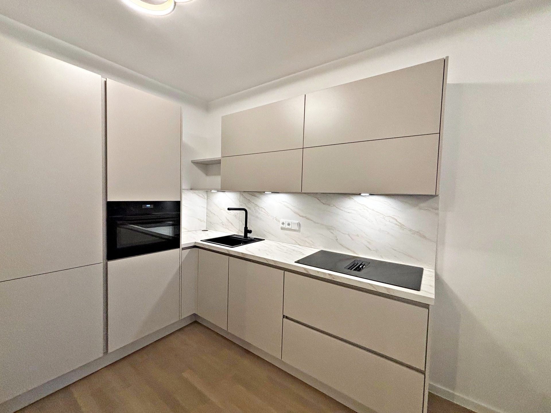Wohnung Gladbacher Straße in Düsseldorf