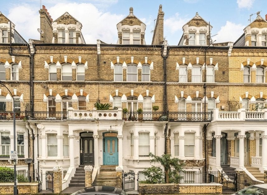 Flat Gunterstone Road in Greater London