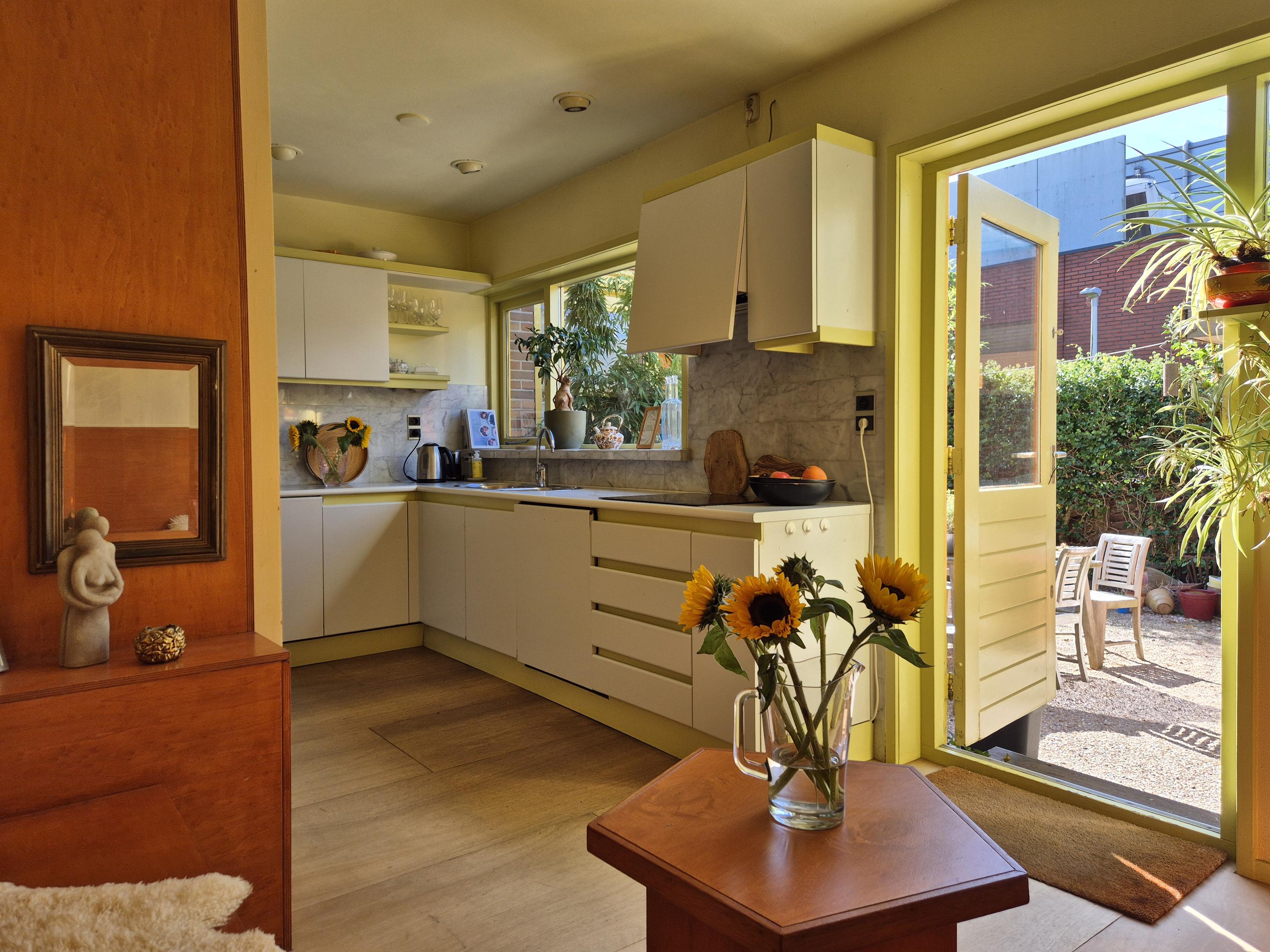 Appartement te koop: Kerkstraat 147, Wormerveer