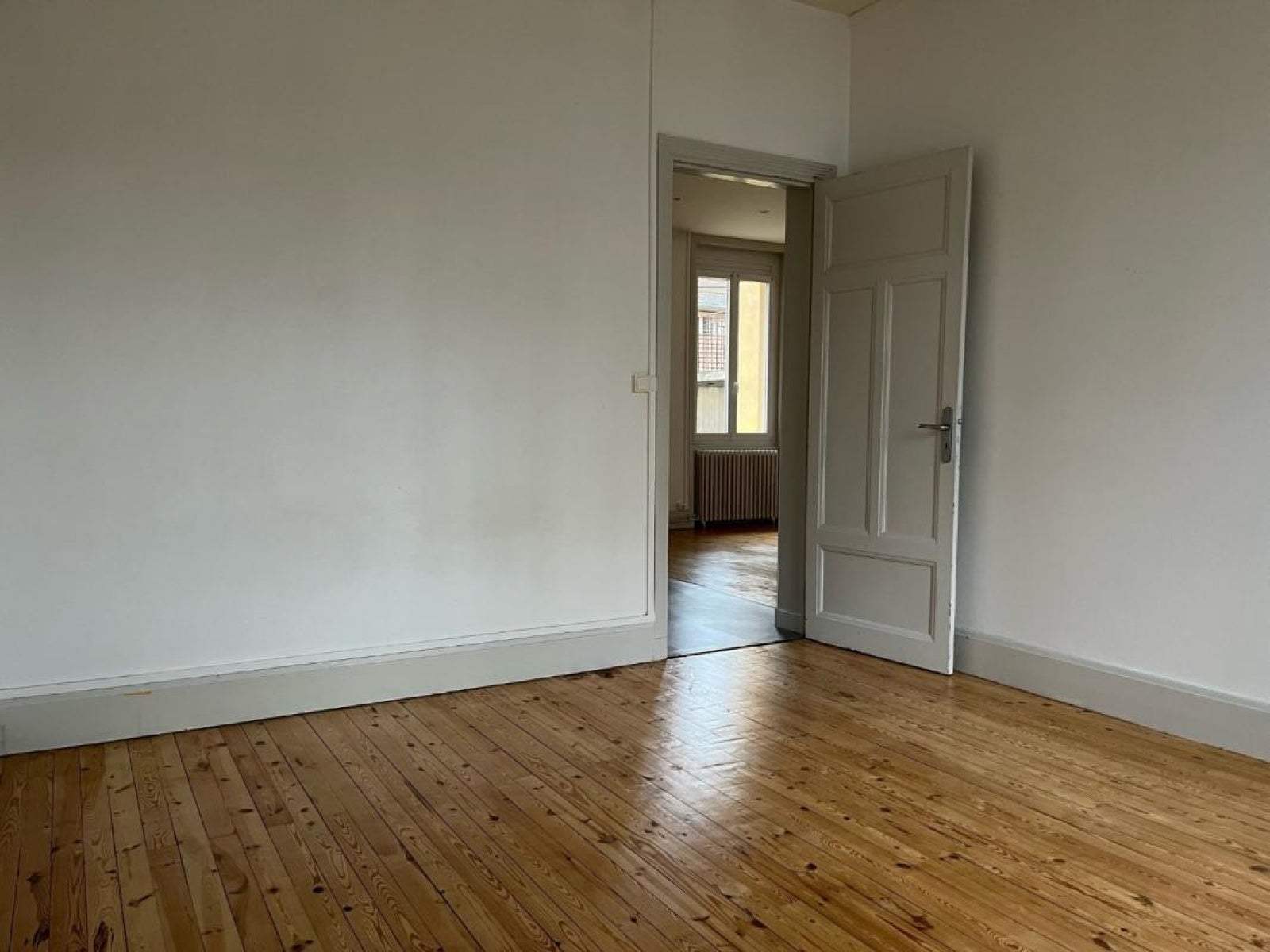 Flat Quai Général Leclerc in Le Coteau