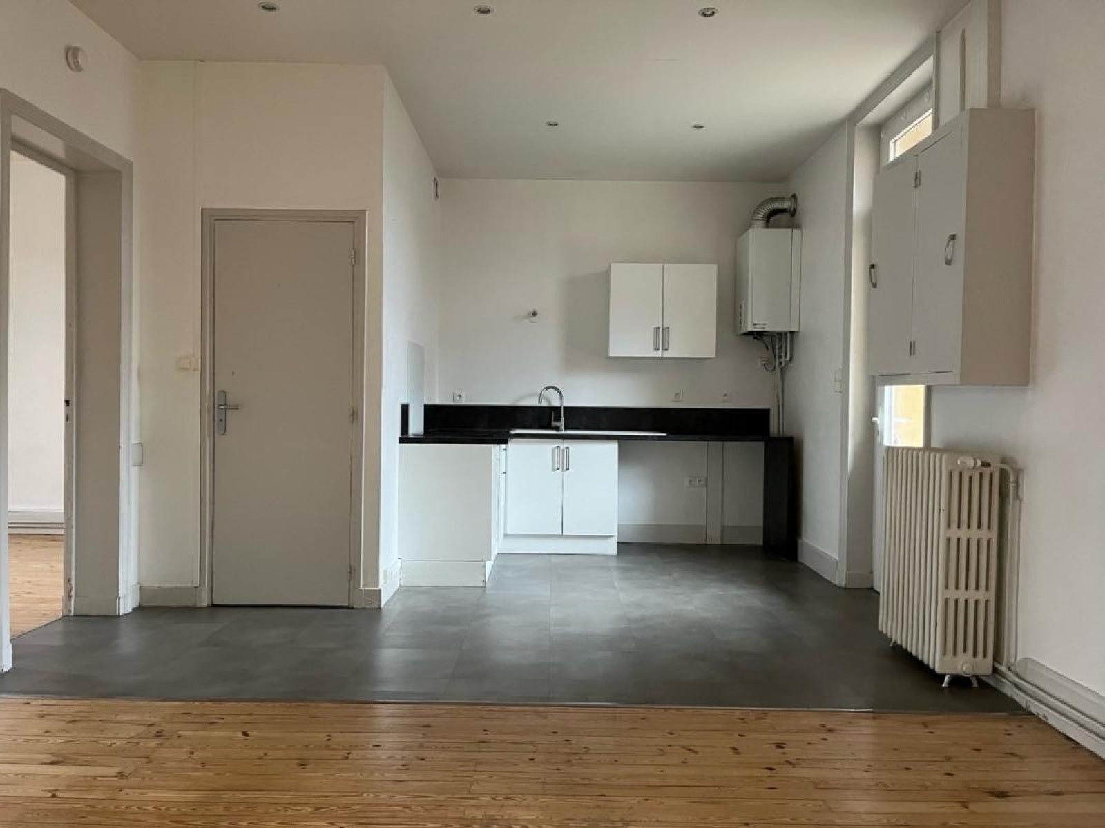 Flat Quai Général Leclerc in Le Coteau