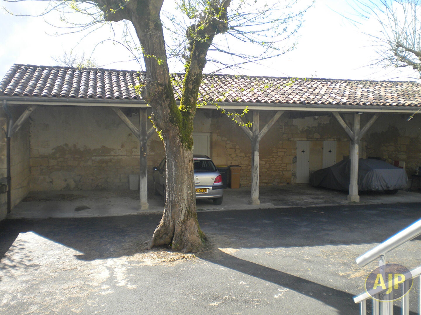 Appartement Route des Bonnins à Saint-Méard-de-Gurçon