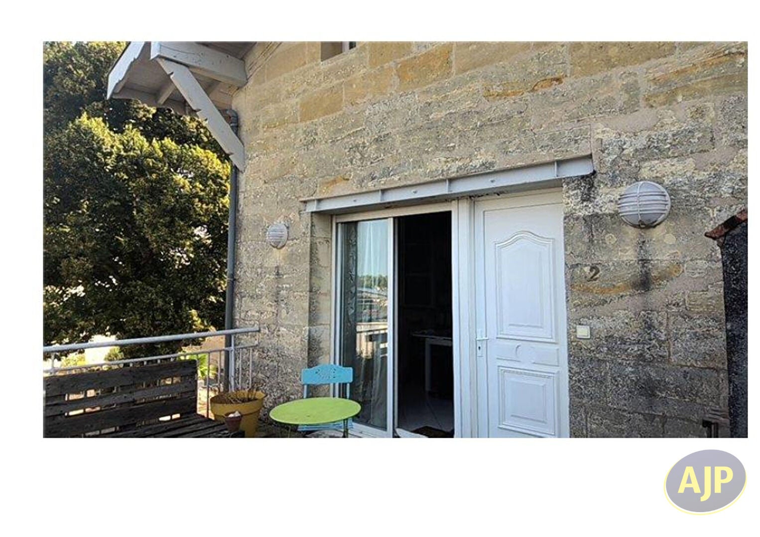 Appartement Route des Bonnins à Saint-Méard-de-Gurçon