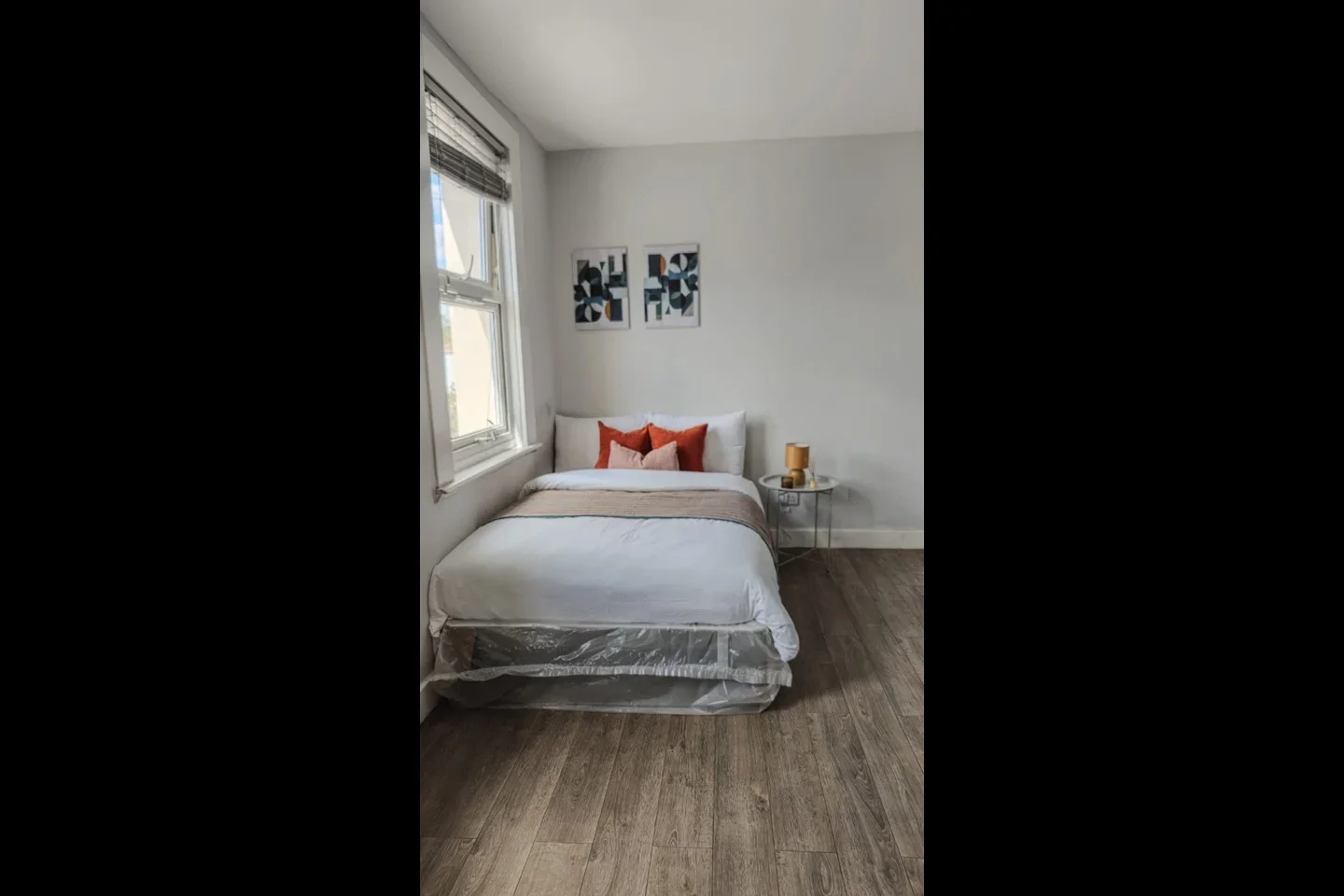 Flat Tachbrook Road in Greater London