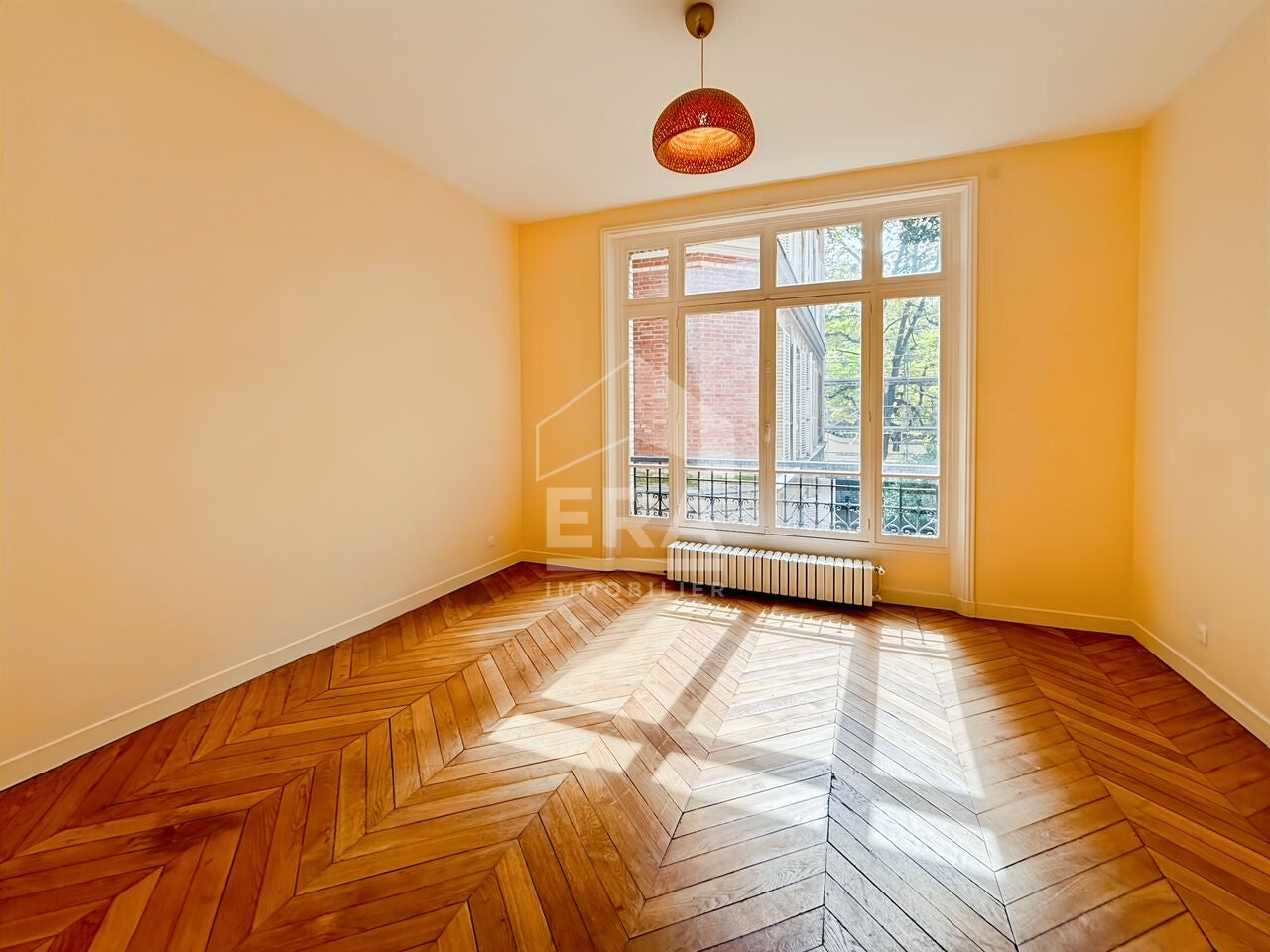 Appartement Rue de Bellechasse à Paris