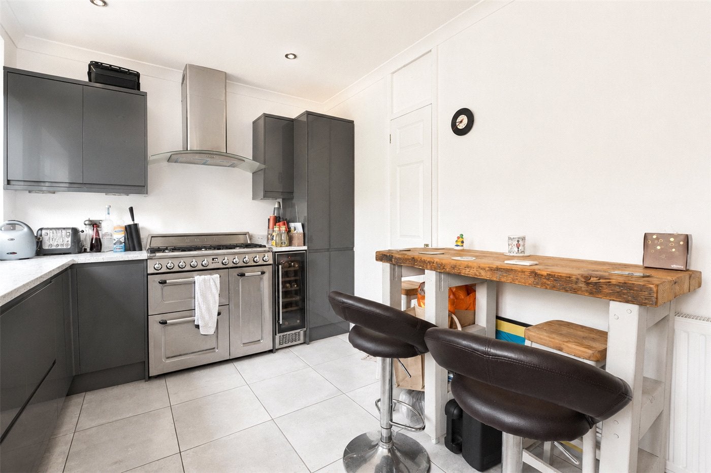 House Richmount Gardens in Greater London