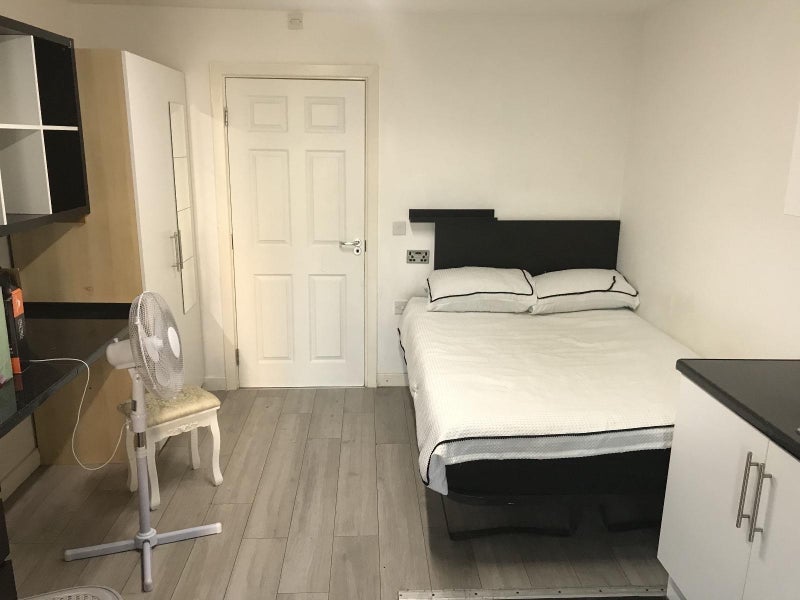 Room Powell Street in Sheffield