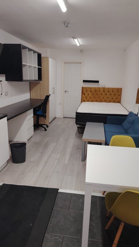 Room Powell Street in Sheffield