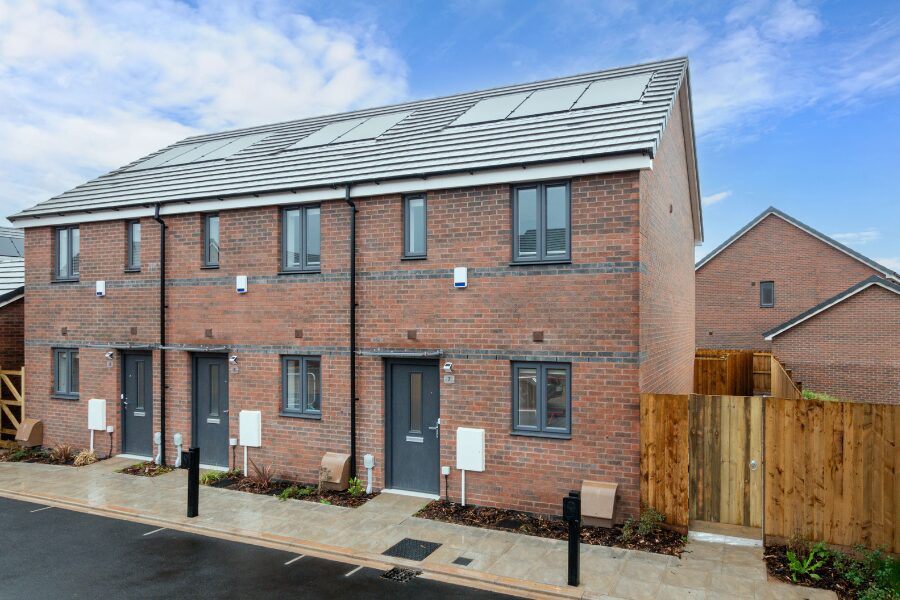 Flat Chestnut Way in Newton Poppleford and Harpford