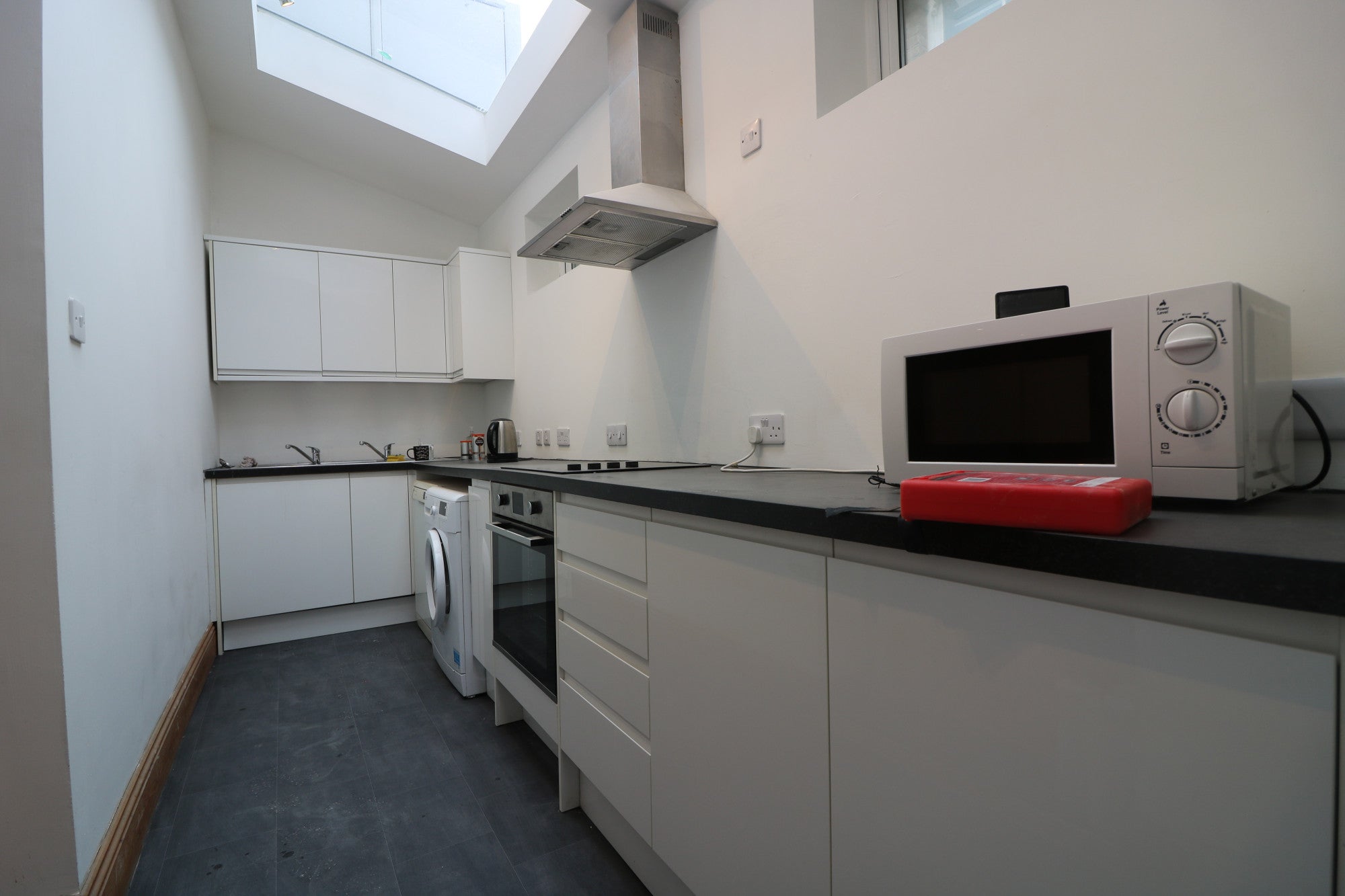 Room Baillies Walk in Greater London