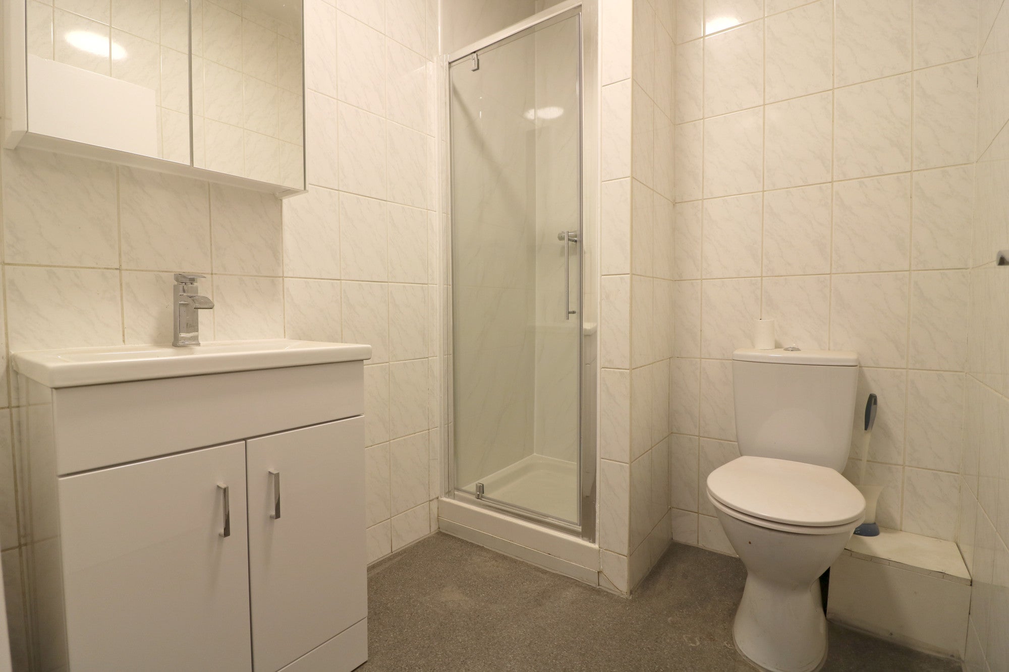 Room Baillies Walk in Greater London