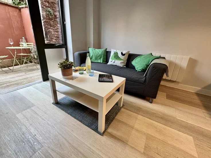 Flat Eagle Yard in Exeter