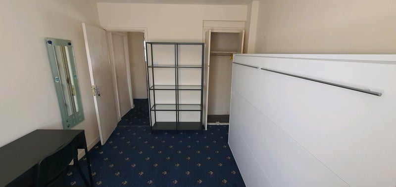 Room Well Street in Greater London