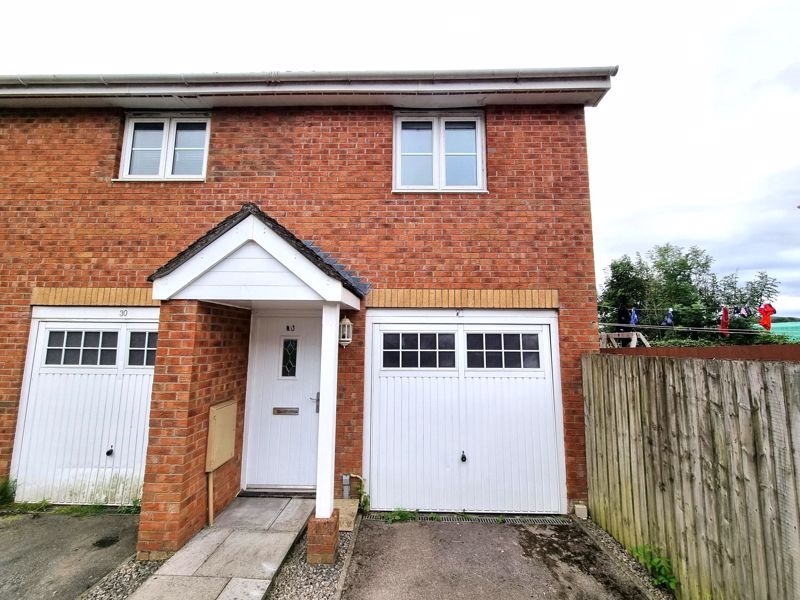 House Small Meadow Court in Caerphilly