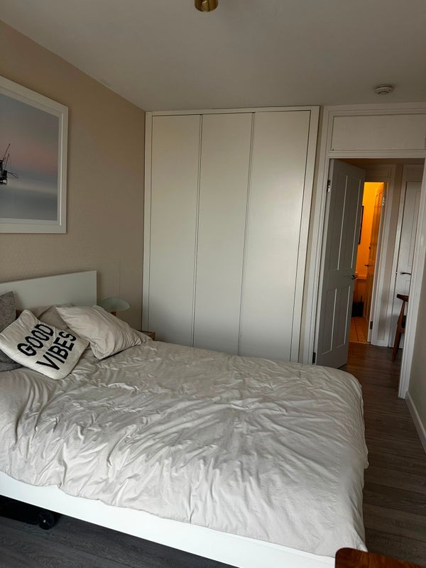Room Fellows Road in Greater London