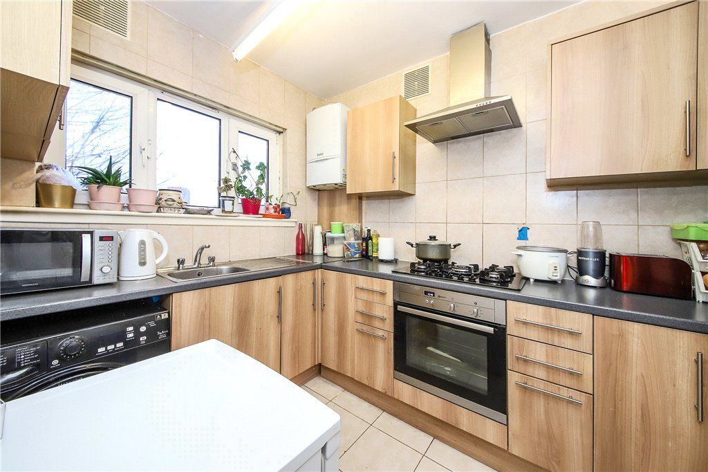 Flat Launch Street in Greater London