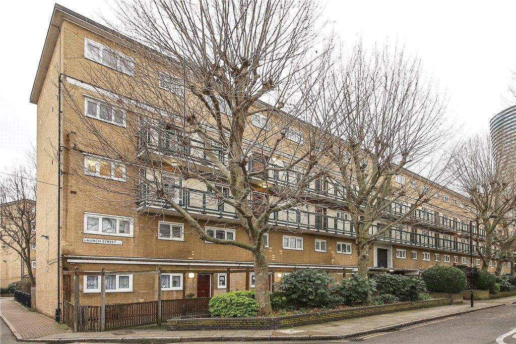 Flat Launch Street in Greater London