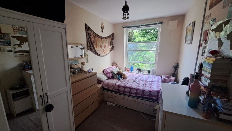 Room Hercules Road in Greater London