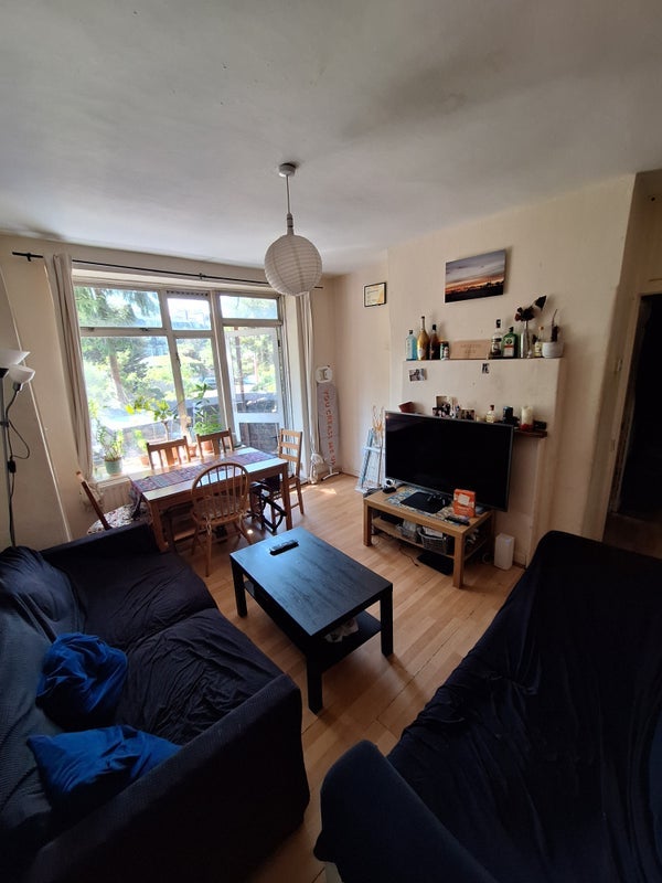 Room Hercules Road in Greater London