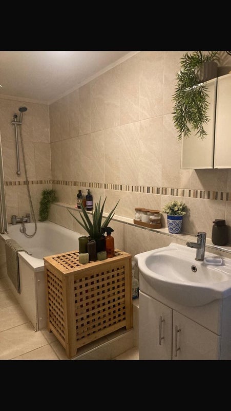 Room Westcombe Hill in Greater London