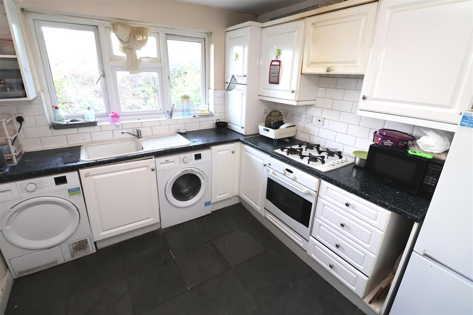 Flat Fontwell Close in Greater London