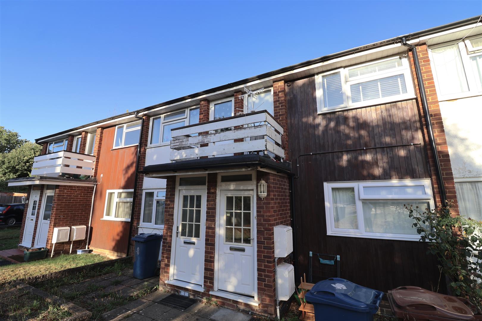 Flat Fontwell Close in Greater London