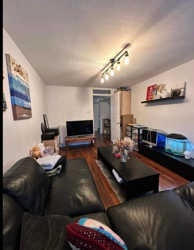 Room Bowater Close in Greater London