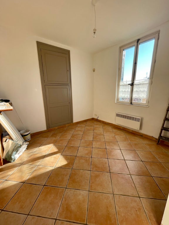Flat Rue Nationale in Nîmes