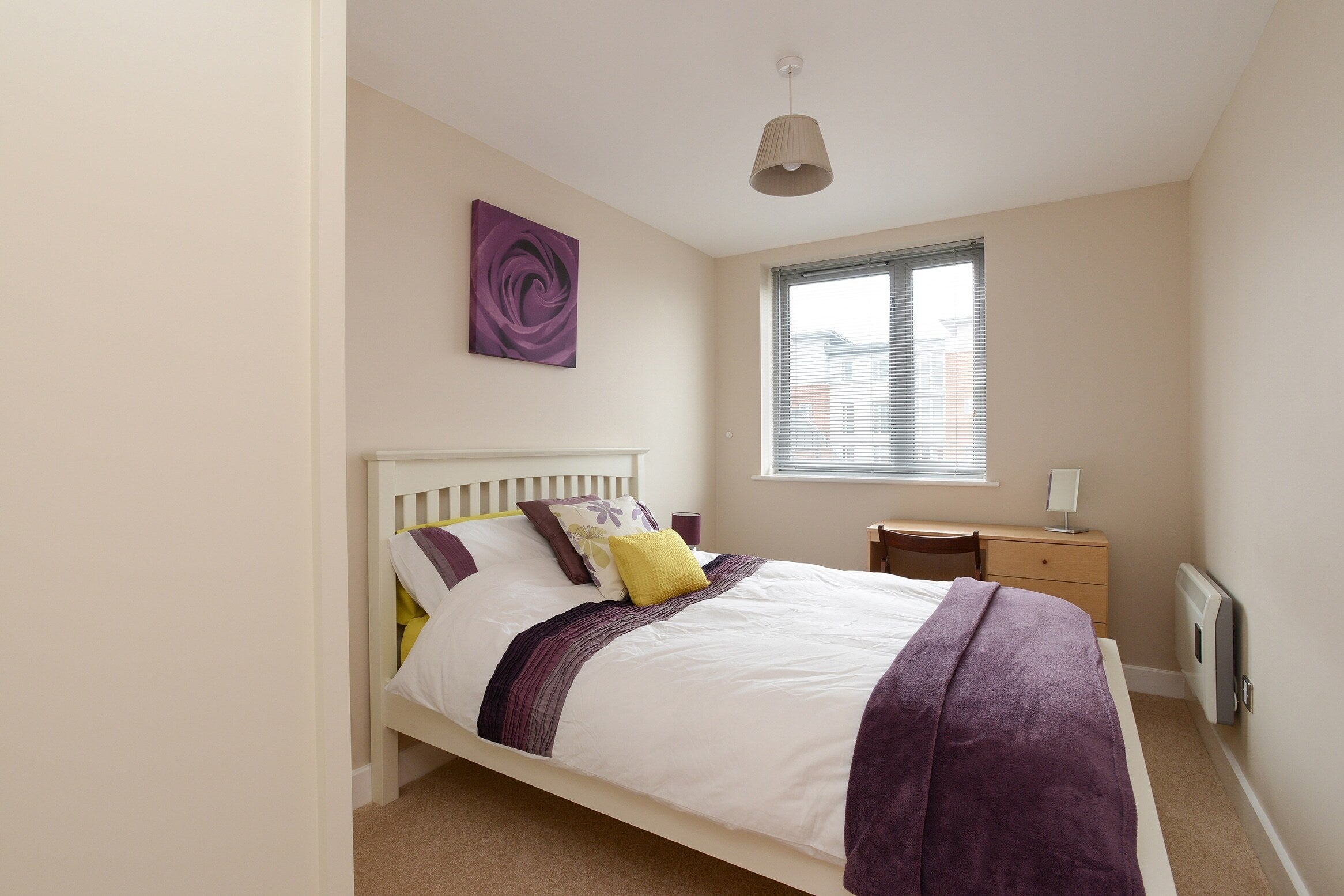 Flat Upper College Street in Nottingham