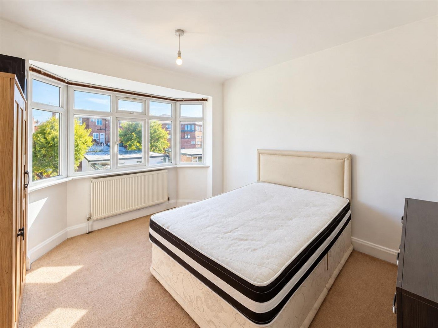 House Ash Grove in Greater London