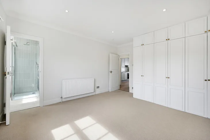 Flat Old Brompton Road in Greater London