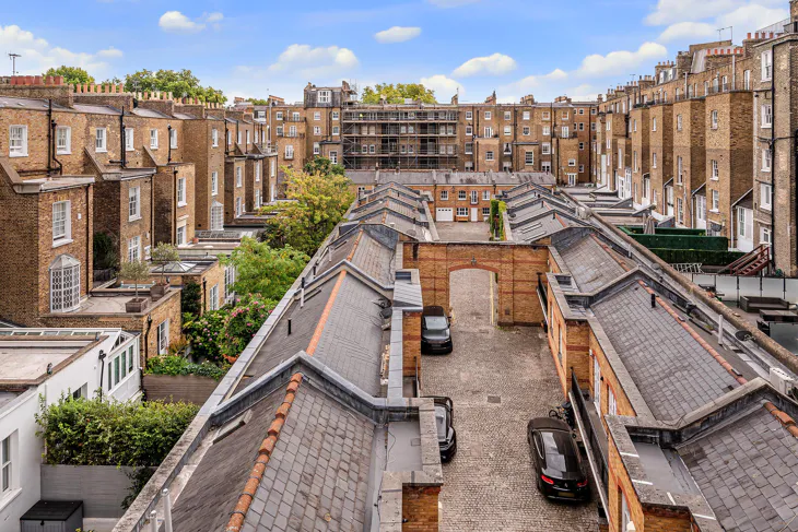 Flat Old Brompton Road in Greater London