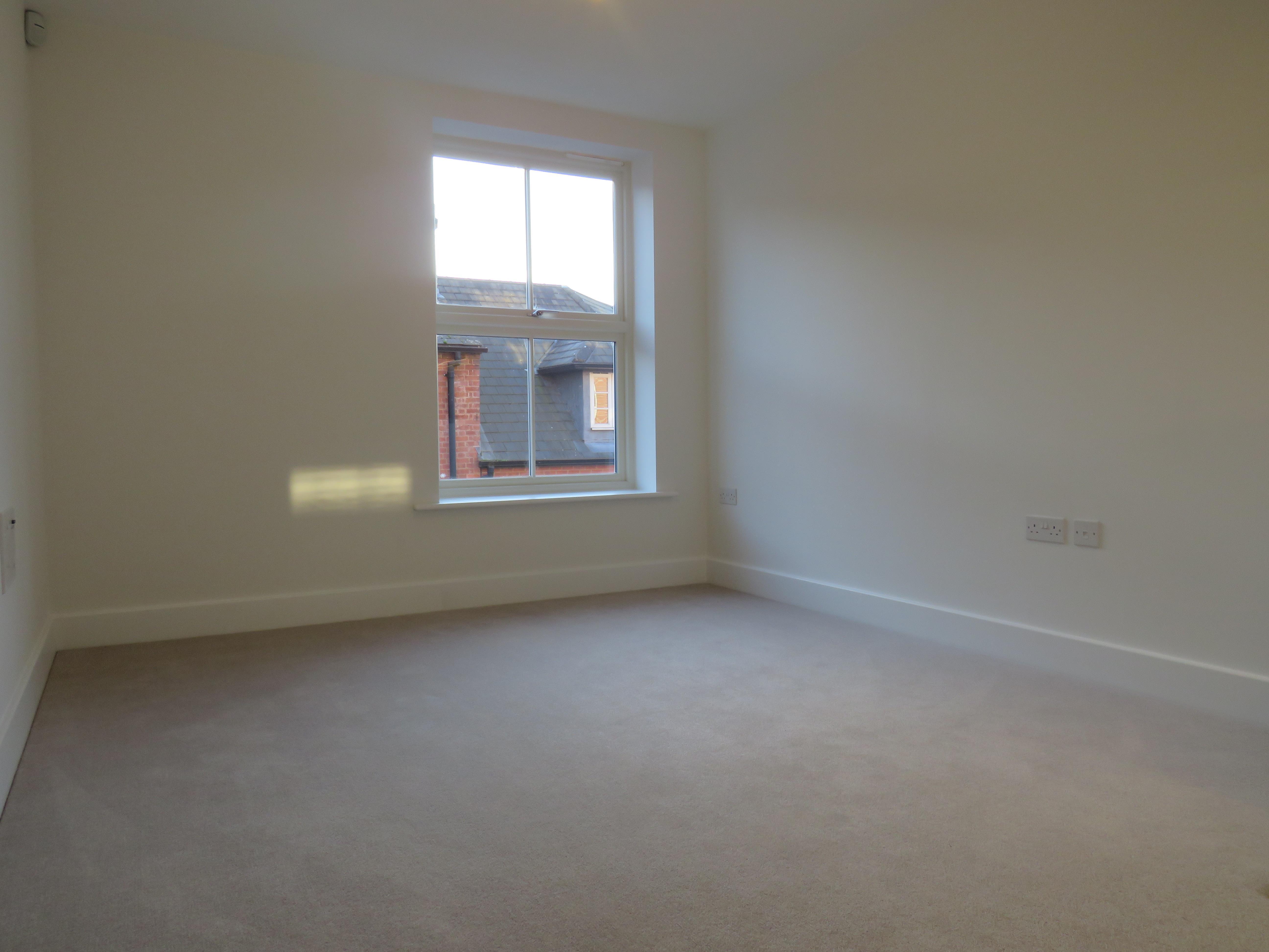 Flat Reindeer Court in Worcester