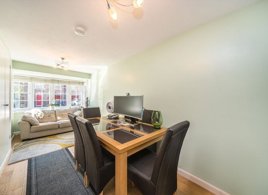 House Severnake Close in Greater London