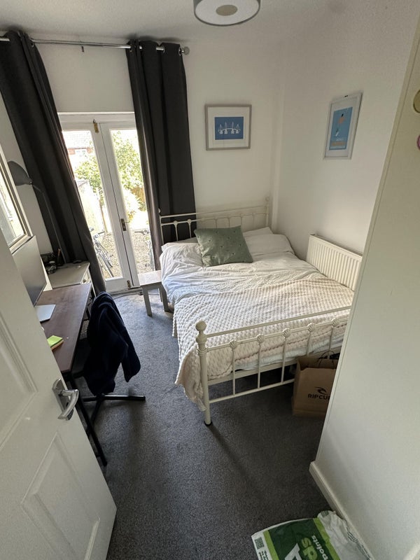 Room Mansfield Street in Bristol