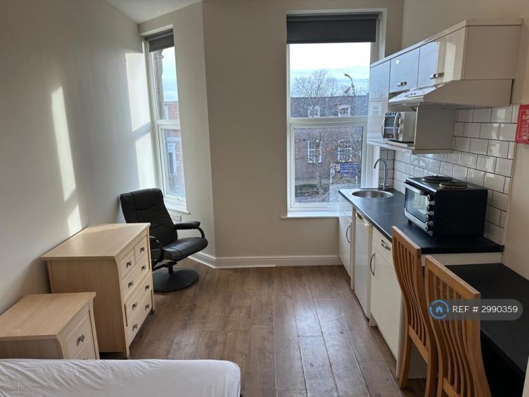 Room Bower Street in Harrogate