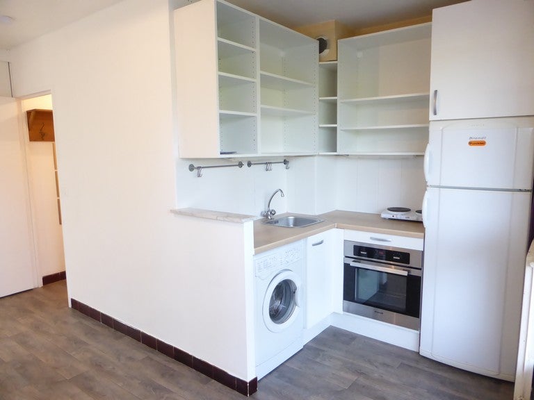 Flat Rue Pierre de Coubertin in Orsay