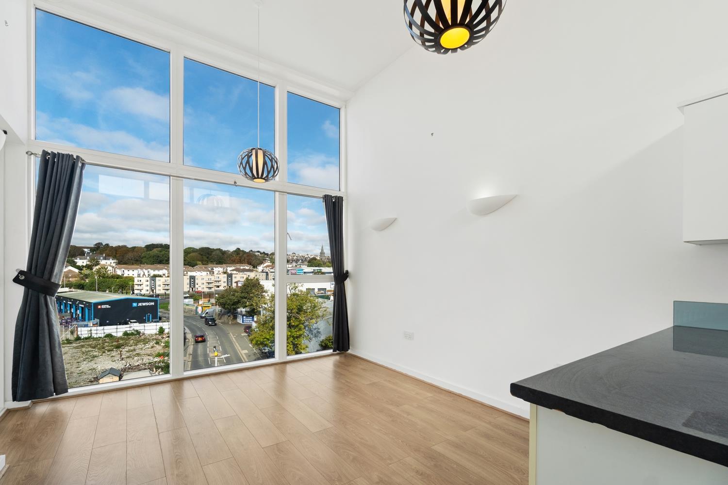 Flat Marrowbone Slip in Plymouth