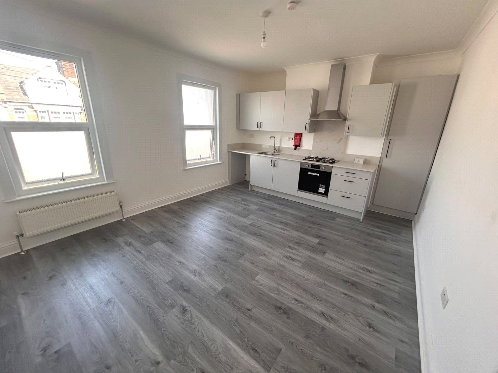 Flat Kent Road in Gravesham