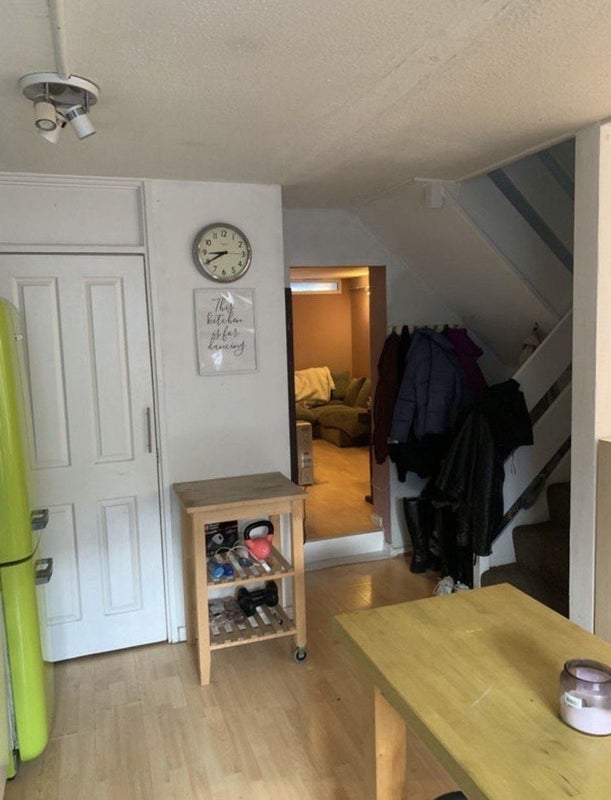 Room Brownlow Road in Greater London