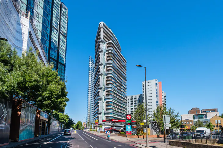 Flat City Road in Greater London