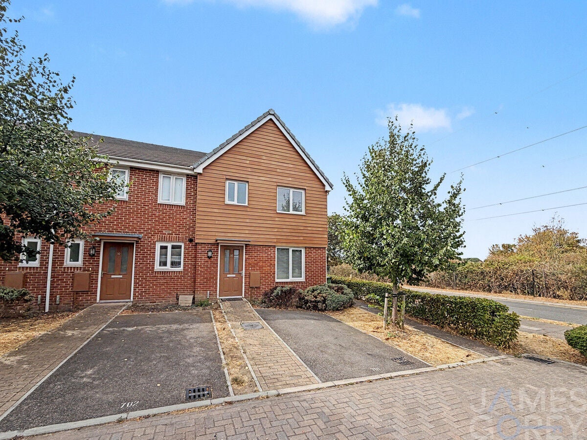 House Rainbow Gardens in Dartford